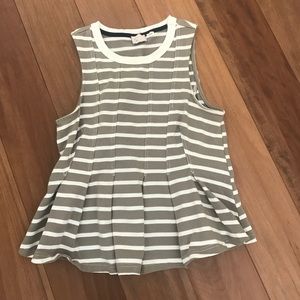 Women's peplum tank size small